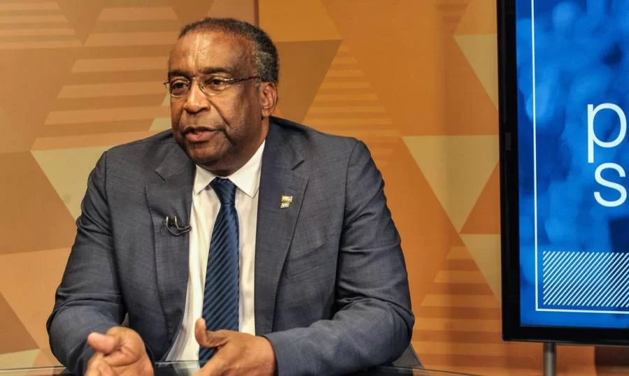 Publicado decreto que torna sem efeito nomeaÃÂ§ÃÂ£o de Carlos Decotelli