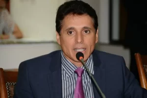 Nilton Franco exalta nome de Adriano Rabelo e diz populaÃÂ§ÃÂ£o o reelegerÃÂ¡