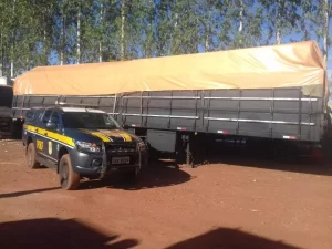 PRF recupera semirreboque roubado hÃÂ¡ 25 anos em FlorianÃÂ³polis/SC