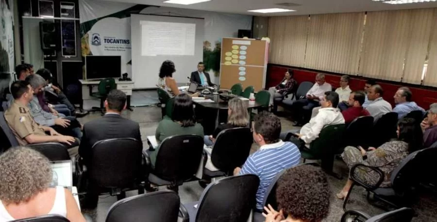 Comunidade cientÃÂ­fica define nova representatividade nos colegiados ambientais