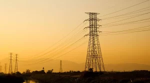 Energia elÃÂ©trica de inadimplentes pode ser cortada a partir de hoje