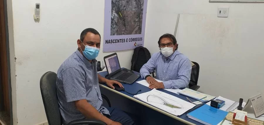 Terciliano Gomes solicita pavimentaÃÂ§ÃÂ£o de mais dois bairros em AraguaÃÂ­na