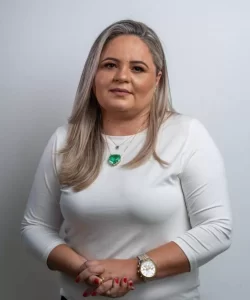 NÃÂ©lida Miranda Cavalcante (PV) lanÃÂ§a prÃÂ©-candidatura ÃÂ  prefeita de Barra do Ouro e  recebe apoio polÃÂ­tico de Isaam Saado e LÃÂ©o Barbosa
