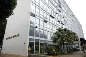 MEC disponibilizarÃÂ¡ internet a alunos de universidades federais