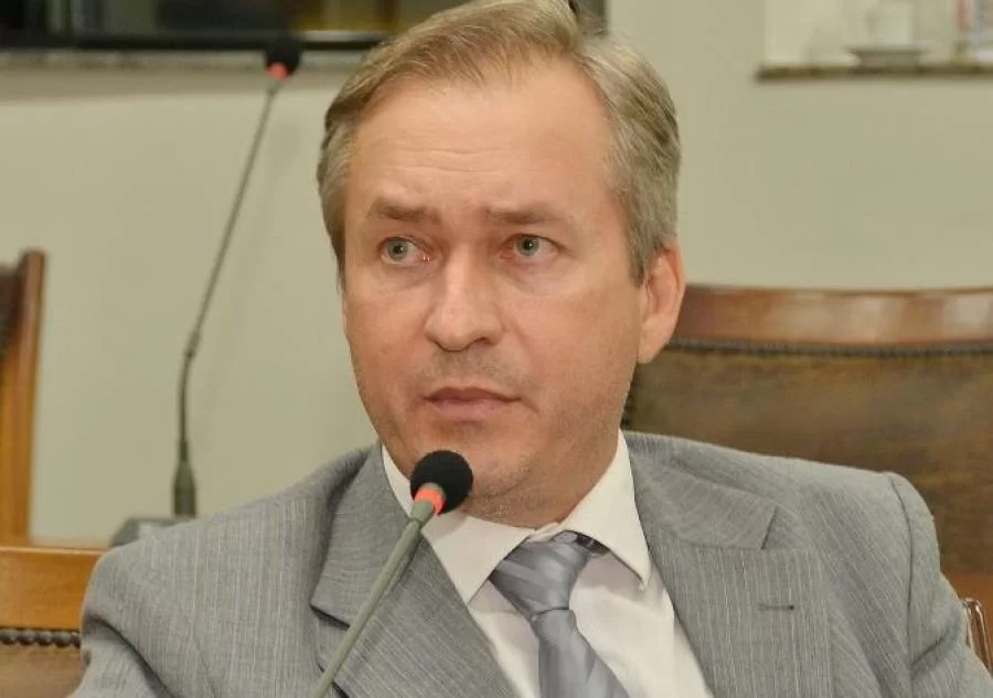 Alan Barbiero inova e promove convenÃÂ§ÃÂ£o do Podemos de Palmas no sistema Drive-In