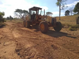 Governo do Tocantins realiza manutenÃÂ§ÃÂ£o em quase 600km de rodovias estaduais nÃÂ£o pavimentadas
