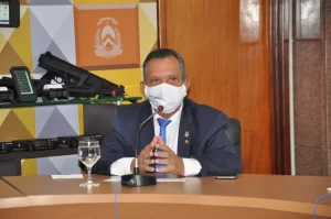 Antonio Andrade ressalta parceria do parlamento com a PM em solenidade do Dia do Soldado