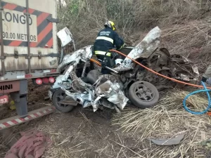 BR-153: grave acidente faz quatro vÃÂ­timas fatais em Pugmil