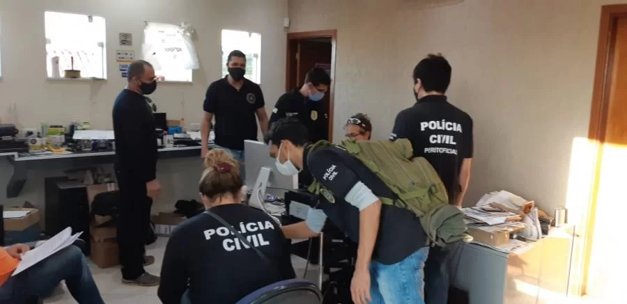 PolÃÂ­cias Civis do Tocantins e GoiÃÂ¡s cumprem mandados contra organizaÃÂ§ÃÂ£o especializada em extorsÃÂµes nos 26 estados
