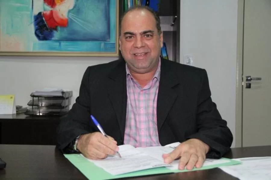 Prefeito Washington Vasconcelos afirma que o seu trabalho lhe credencia a participar da disputa