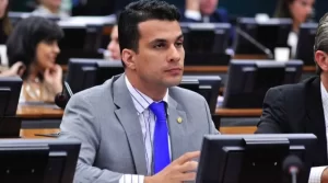 PSD de AraguaÃÂ­na acata decisÃÂ£o de IrajÃÂ¡ Abreu e adia convenÃÂ§ÃÂ£o; Regional alega pendÃªncias nos acordos polÃÂ­ticos