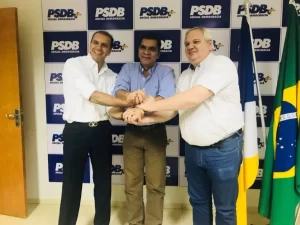 Amastha sela compromisso com PSDB e escolhe Oswaldo Stival como vice