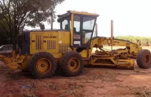 Carlinhos da Nacional cede maquinÃÂ¡rios da prefeitura de Miranorte para obras na propriedade de ex-esposa; PolÃÂ­cia CÃÂ­vil investiga o caso