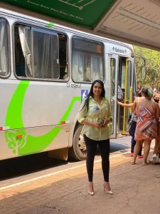 Candidata Janad Valcari discute mobilidade urbana na Capital