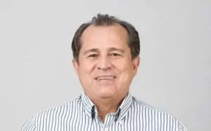 Com registro de candidatura aprovado pela JustiÃÂ§a Eleitoral, Pedro ClÃÂ©sio ÃÂ© inocentado da acusaÃÂ§ÃÂ£o de improbidade administrativa