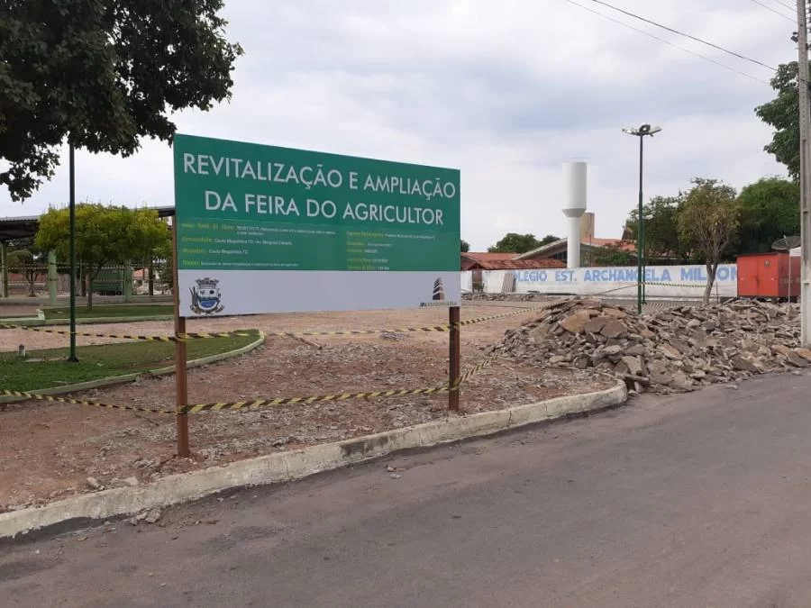 Obra de  ampliaÃÂ§ÃÂ£o da Feira do Agricultor ÃÂ© iniciada em Couto MagalhÃÂ£es