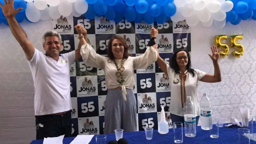 Senadora KÃÂ¡tia Abreu reforÃÂ§a apoio ÃÂ  candidatura de Jonas Carrilho para prefeito de ItaporÃÂ£