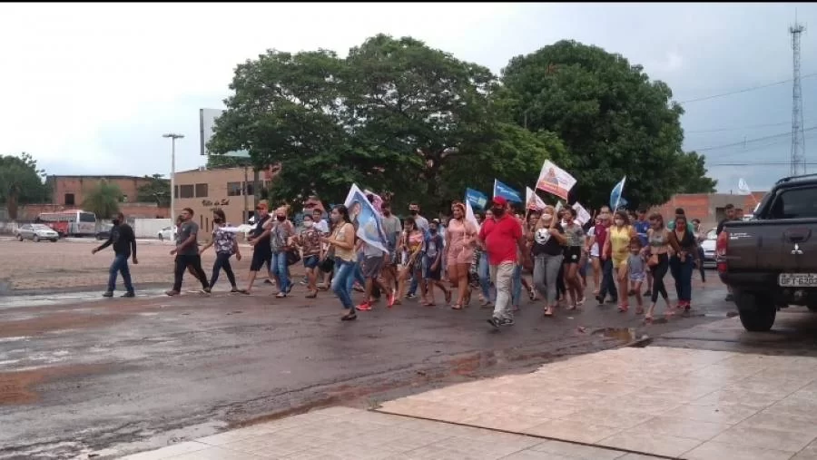 Candidata ÃÂ  prefeitura de Colinas desafia MinistÃÂ©rio PÃÂºblico e ignora recomendaÃÂ§ÃÂµes sobre restriÃÂ§ÃÂµes ao combate do Covid
