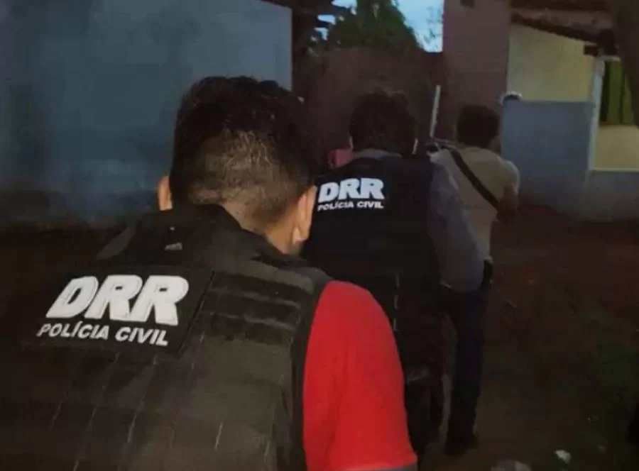 PolÃÂ­cia Civil descobre esconderijo de suspeitos de vÃÂ¡rios roubos e apreende mais de R$ 10 mil produtos