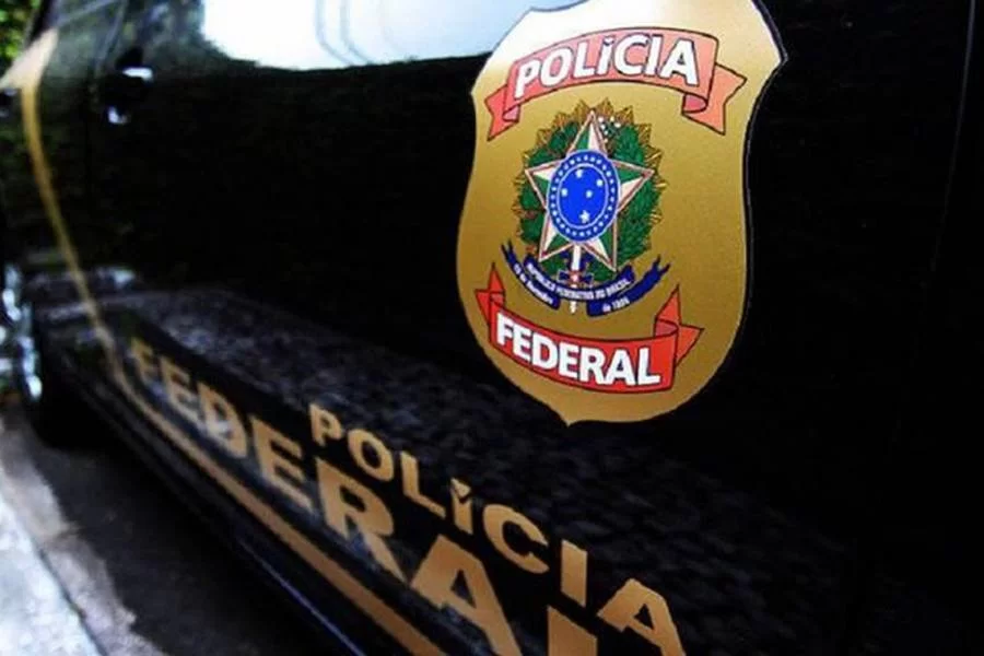PolÃÂ­cia Federal cumpre 12 mandados de busca e apreensÃÂ£o para coibir crimes eleitorais em Colinas do Tocantins e Pequizeiro no norte do TO