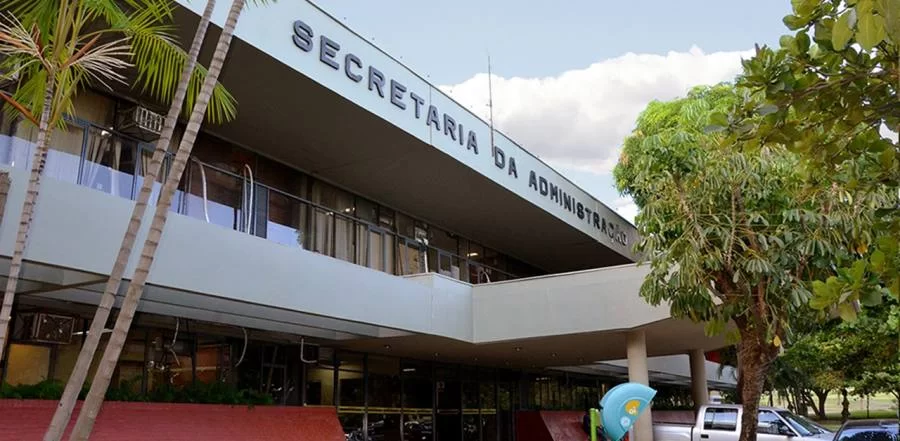 DOE traz exoneraÃÂ§ÃÂ£o de Neyzimar e progressÃÂµes de quatro mil servidores