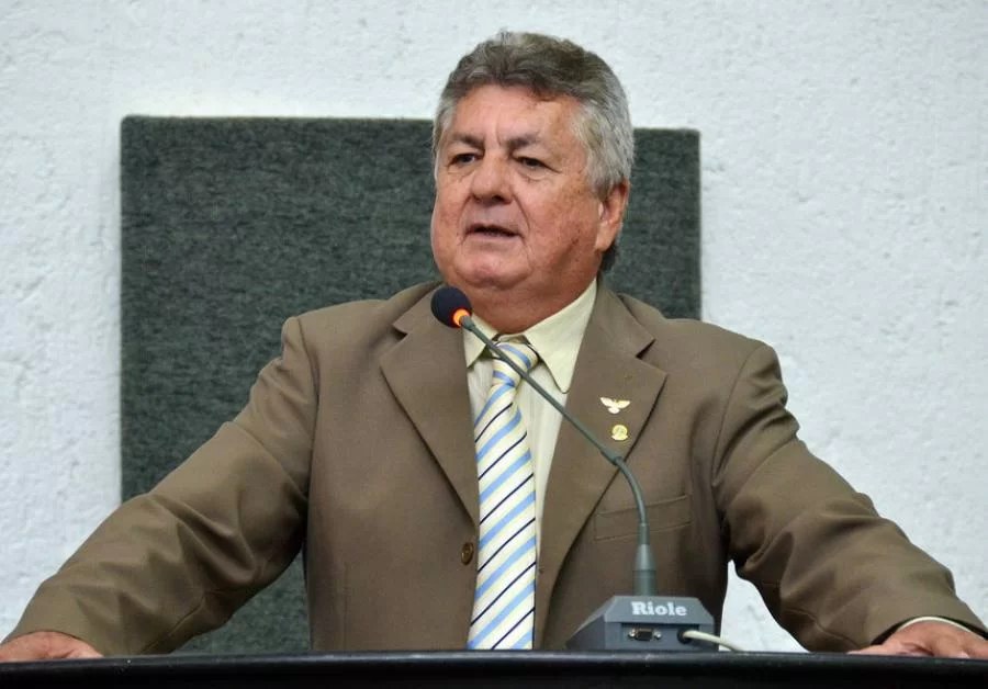 Deputado Stalin Bucar quer compor legenda que fortaleÃÂ§a candidatura ÃÂ  reeleiÃÂ§ÃÂ£o