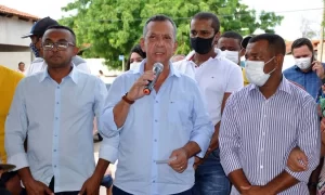 Governador em exercÃÂ­cio, AntÃÂ´nio Andrade visita regiÃÂ£o sudeste e ouve demandas da comunidade