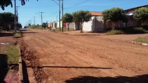 Vereador acusa Adriano de transformar ruas asfaltadas em cascalhadas