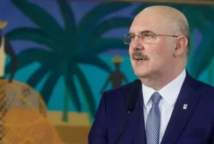 Milton Ribeiro defende educaÃÂ§ÃÂ£o profissional voltada ao setor produtivo