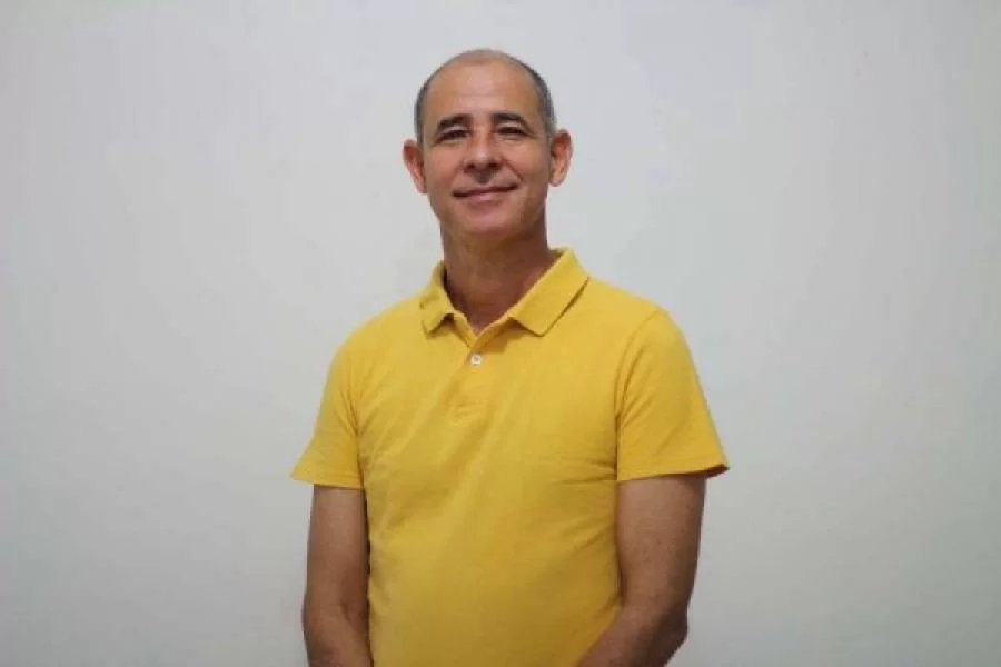 O prefeito eleito de Couto MagalhÃÂ£es JÃÂºlio CÃÂ©sar Brasil estÃÂ¡ de idade nova, nesta quinta-feira