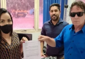 Prefeito eleito, Kasarin recua temporariamente sobre reduÃÂ§ÃÂ£o de salÃÂ¡rio; Vereador Augusto Agra contrapÃÂµe, "Atitude feita sem pensar!"