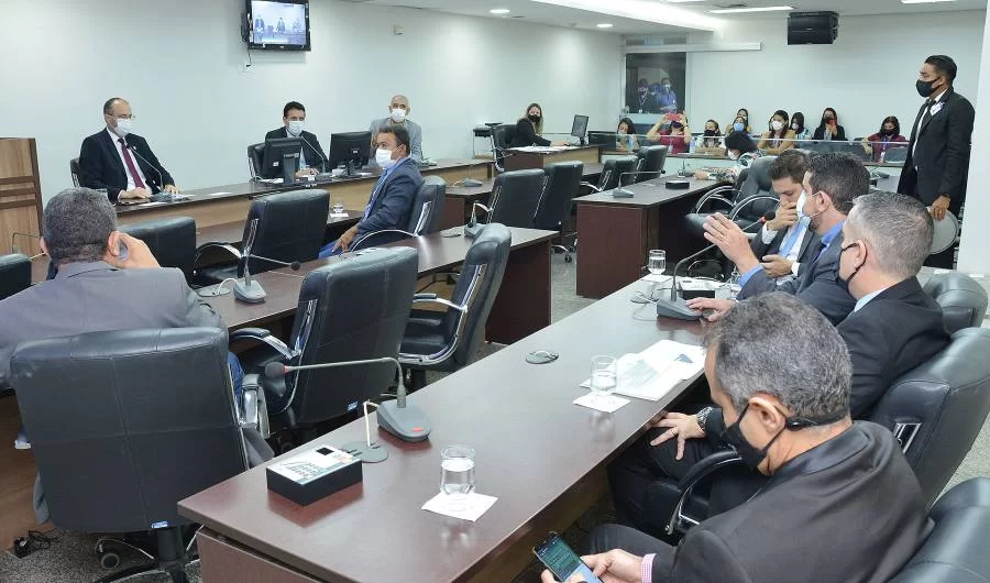 SecretÃÂ¡rio da Fazenda presta contas na Aleto e destaca equilÃÂ­brio das contas do Estado