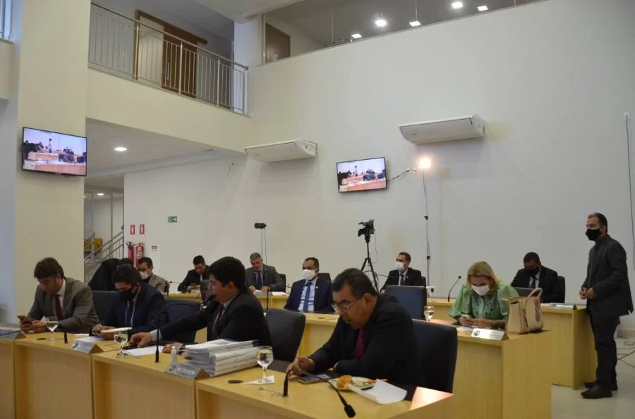 CÃÂ¢mara de Palmas aprova LDO 2021 com previsÃÂ£o de R$ 1,5 bilhÃÂ£o e prorrogaÃÂ§ÃÂ£o de seu concurso pÃÂºblico