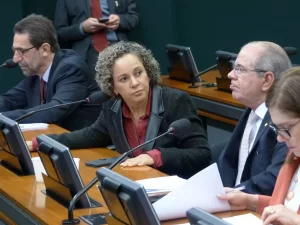 Josi nega alianÃÂ§a com Carlesse e diz que definiÃÂ§ÃÂ£o sÃÂ³ ocorrerÃÂ¡ em convenÃÂ§ÃÂ£o