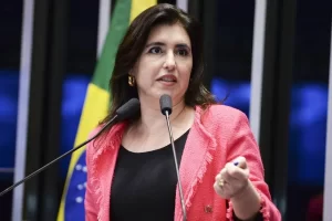 Com recuo de Eduardo Gomes e Fernando Bezerra, Simone Tebet ÃÂ© escolhida candidata do MDB para disputar a presidÃªncia do Senado