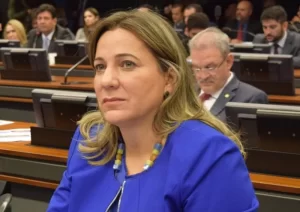 Dulce Miranda deverÃÂ¡ se afastar do cargo para as eleiÃÂ§ÃÂµes e Freire JÃÂºnior assumirÃÂ¡