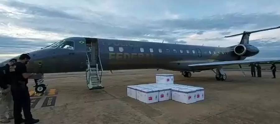 Primeiro lote com doses da vacina contra o Covid-19 chegam ao Tocantins
