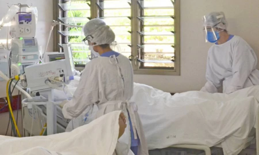 Profissionais de SaÃÂºde do Estado, que estÃÂ£o trabalhando na linha de frente de combate ao Covid estÃÂ£o sem receber