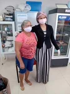 TÃÂ©cnica em Enfermagem de 56 anos foi a primeira pessoa a tomar a Coronavac no municÃÂ­pio de Bandeirantes do Tocantins