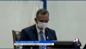 Em sessÃÂ£o especial, AntÃÂ´nio Andrade assume seu segundo mandato na presidÃªncia do parlamento