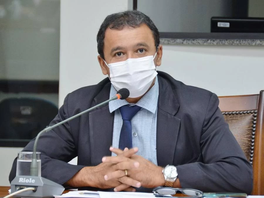 PEC estabelece prazo de 120 dias para legalizaÃÂ§ÃÂ£o de concursos pÃÂºblicos no Estado do Tocantins