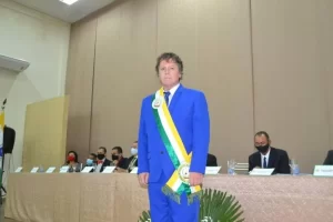 JustiÃÂ§a determina que a Prefeitura de Colinas respeite ordem de vacinaÃÂ§ÃÂ£o; Kasarin afirma que segue o Programa Nacional de ImunizaÃÂ§ÃÂµes