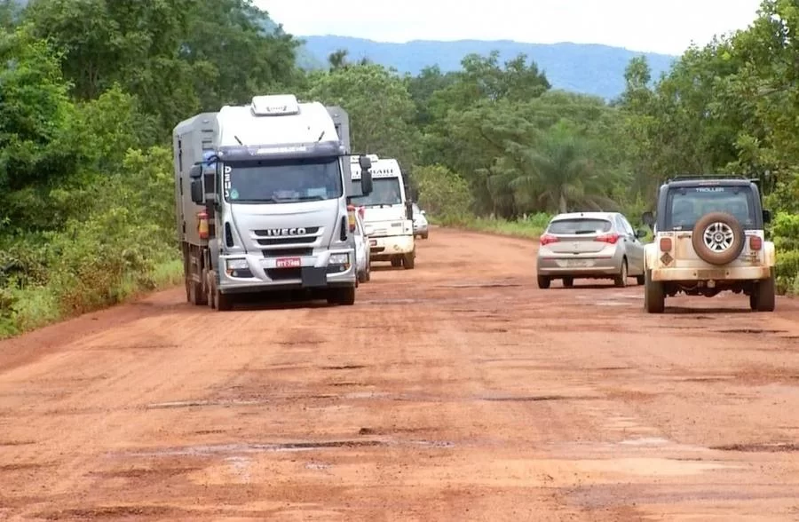 UsuÃÂ¡rios de Rodovia TO-335 voltam a cobrar aÃÂ§ÃÂ£o do governo estadual para Ã¢ÂÂmelhoria no trafegoÃ¢ÂÂ