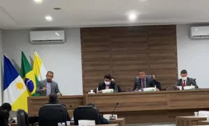 CÃÂ¢mara instaura CPI para investigar se houve irregularidade na vacinaÃÂ§ÃÂ£o de veterinÃÂ¡rios contra a Covid em Colinas