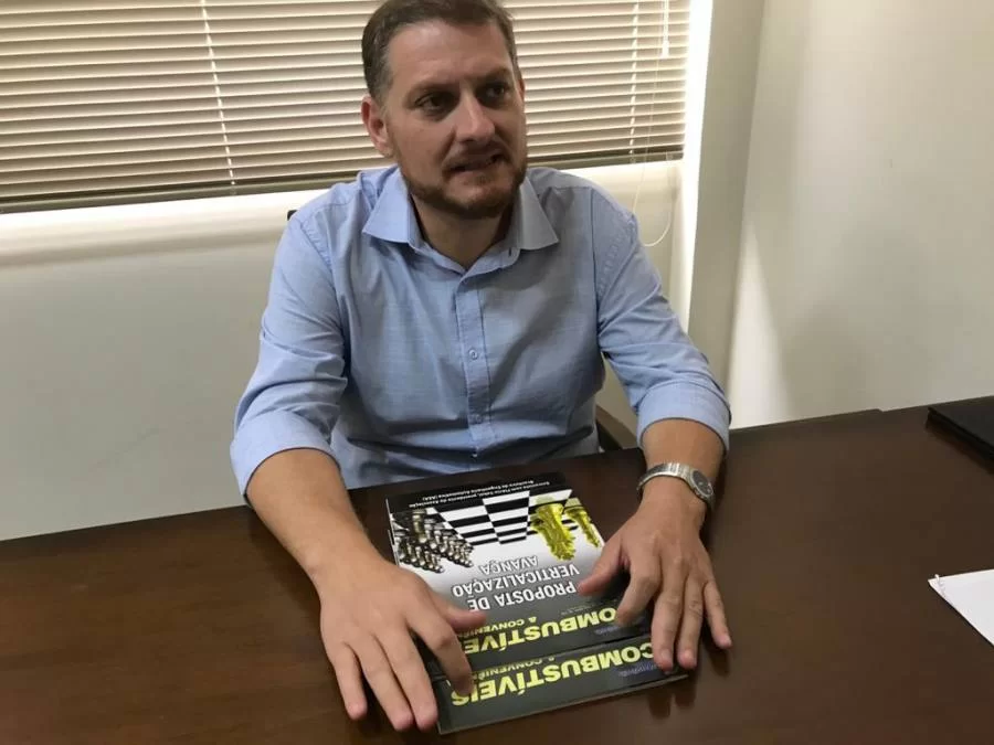 Para Sindiposto, sociedade vem sendo penalizada com a 'nÃÂ£o' reforma tributÃÂ¡ria e produto tende a ter variaÃÂ§ÃÂµes quinzenais no seu valor