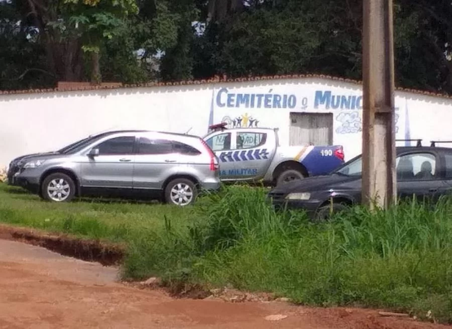 TÃÂºmulo de idosa em Natividade ÃÂ© aberto durante madrugada e a suspeita ÃÂ© de necrofilia