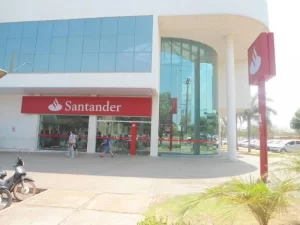 Santander lanÃÂ§a duas regionais de agronegÃÂ³cio no Centro-Oeste e no Tocantins