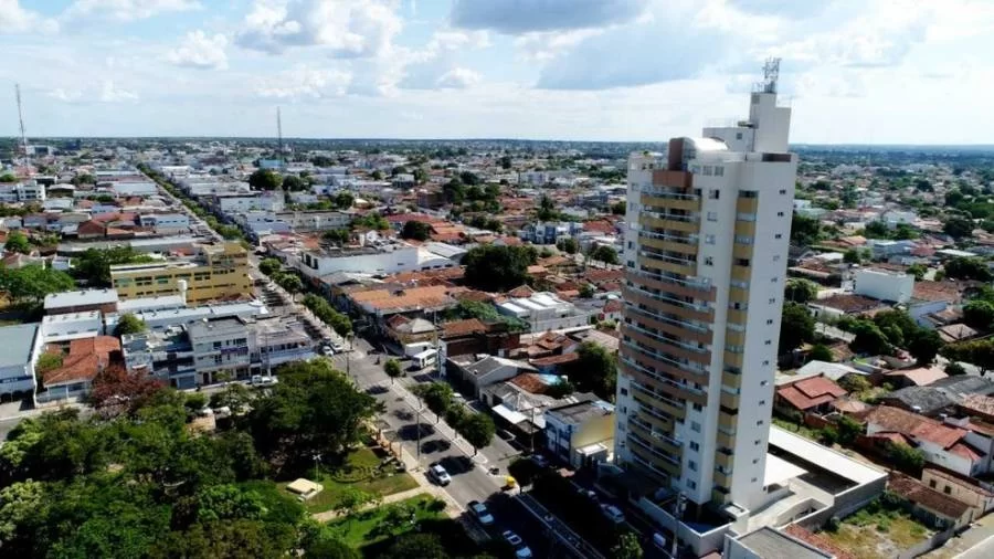 Prefeitura de Gurupi determina Ã¢ÂÂLockdownÃ¢ÂÂ parcial e determina suspensÃÂ£o de atividades nÃÂ£o essenciais devido ÃÂ  escassez de leitos de Covid-19