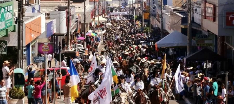 Expoara divulga programaÃÂ§ÃÂ£o da cavalgada 2018