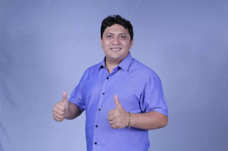 De idade nova: ValdÃÂ´nio Rodrigues celebra passagem de seu aniversÃÂ¡rio